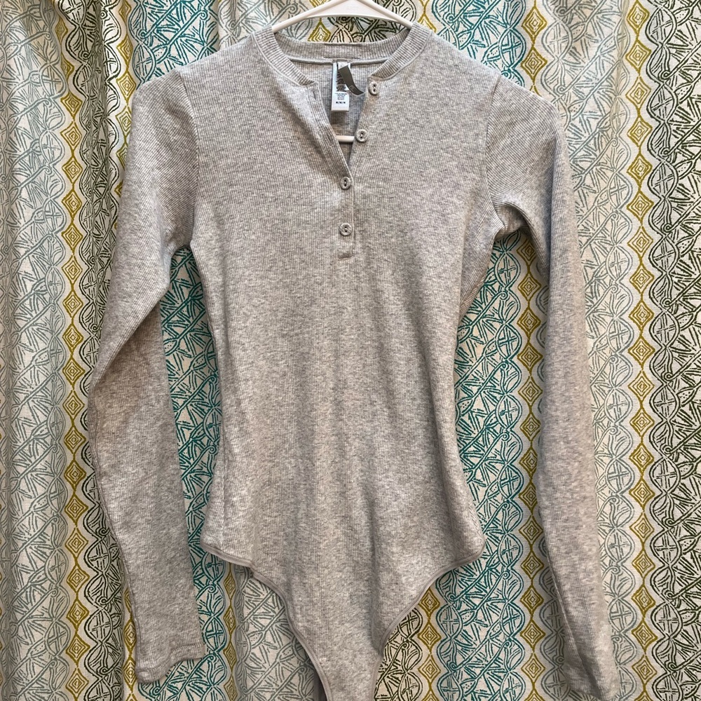 SKIMS Light Gray Button-Up Bodysuit